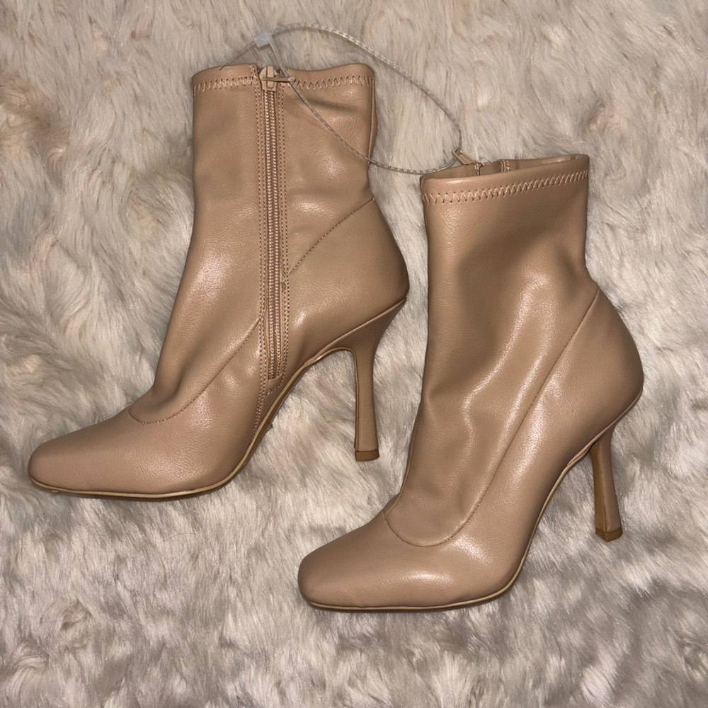 Gianni Bini Women's Ankle High Zip Boots 6.5M NEW